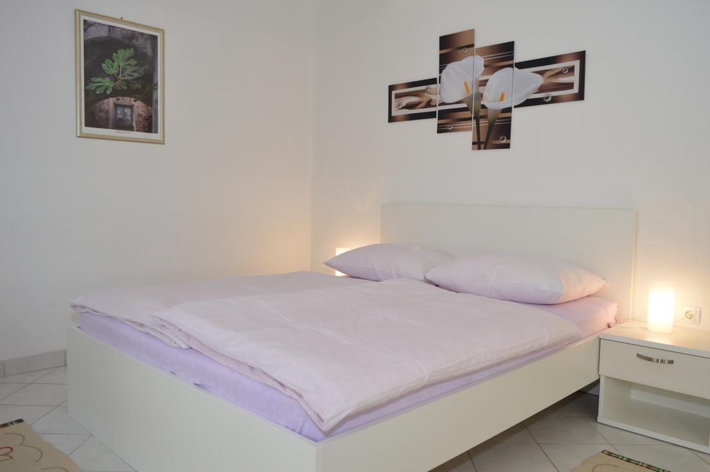 Permarinus Apartments Podstrana Rum bild